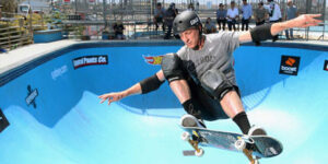 Read more about the article Tony Hawk-ο Θρύλος του skateboard!!!